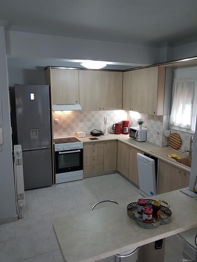 Bourlis Apartments อัสโปรวาลตา ภายนอก รูปภาพ