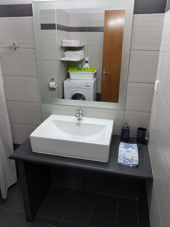 Bourlis Apartments อัสโปรวาลตา ภายนอก รูปภาพ